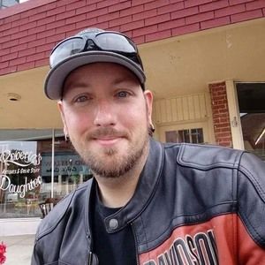 Meet your Posher, Weston